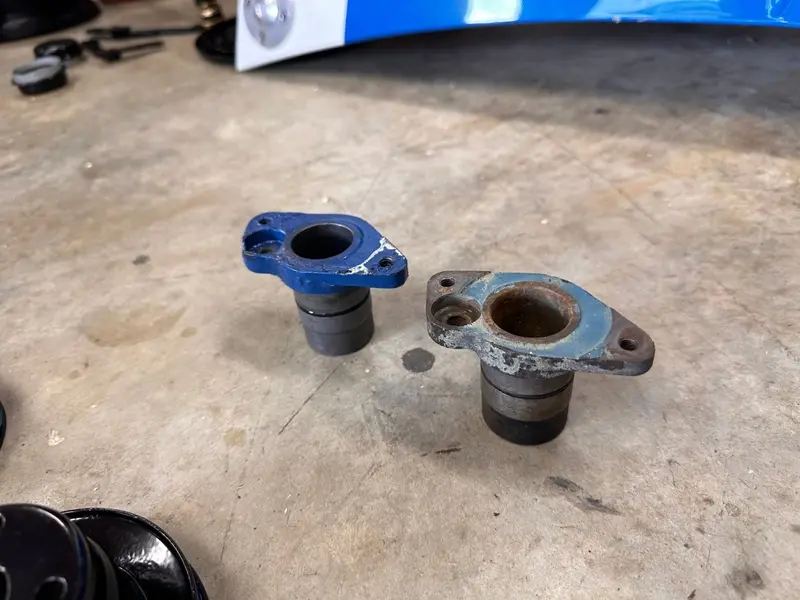 A-Series Distributor Retainer - Sold Each 1