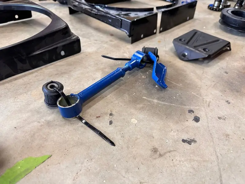 Adjustable Engine Steady Kit - Used 1