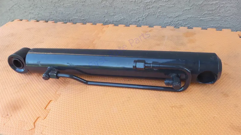 Bobcat 7235738 Hydraulic Bucket Tilt Cylinder Skid Steer S630 S650 T630 1