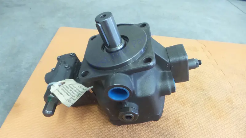 Bosch Rexroth R900580384 Hydraulic Vane Pump Pv7-19/40-45Re37mc0-16 Pv 1