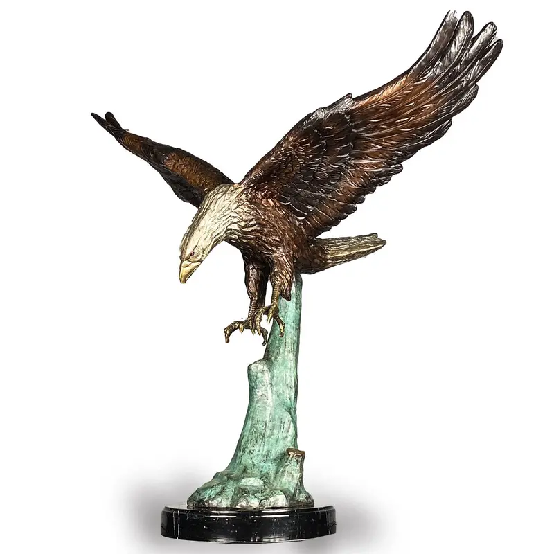 Bronze Eagle Statue Diving 1
