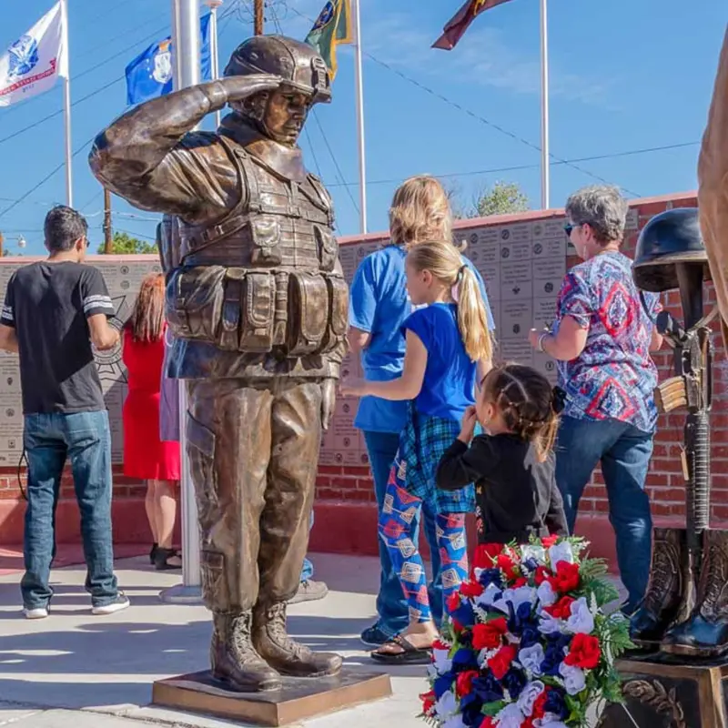 Bronze Saluting Soldier Statue 1