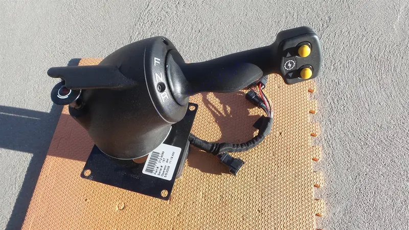 Caterpillar 312-9089 Joystick Control Cat 3129089 Bulldozer Dozer D5r 1