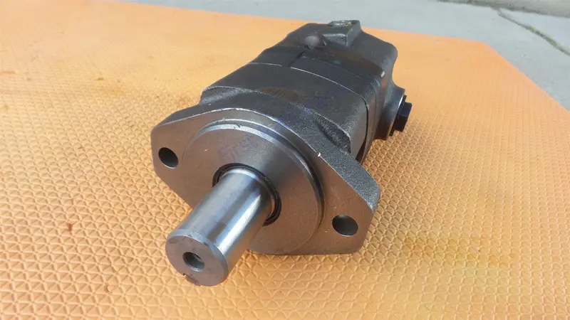 Char-Lynn 104-1064-006 Hydraulic Motor Eaton  104-1064 Genuine Oem 1