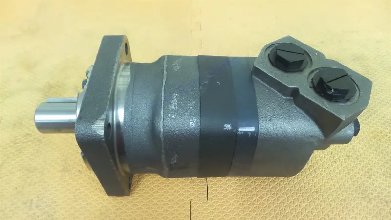 Char-Lynn 112-1066-006 Hydraulic Motor Eaton 112-1066 4 Bolt Geroler 1