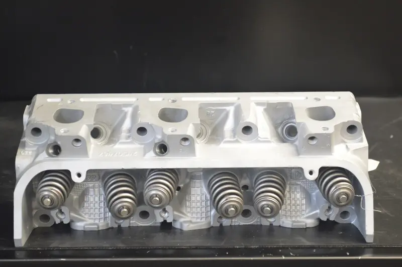 Chevy Cylinder Head 3.1/3.4L - 189/207Ci - V6 - Smog Above Ex Ports - 487, Year:00-02 1
