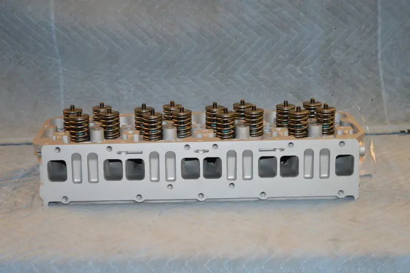 Chevy Cylinder Head 6.6L 402Ci Duramax Turbo Diesel, Year:05-12 1