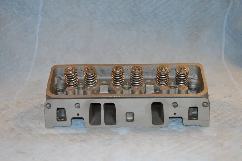 Chevy Cylinder Head Hyster 4.3L 262Ci - V6 - Vortec Forklift 1
