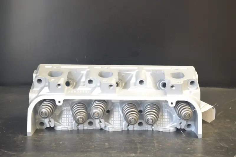 Chevy Cylinder Head - Right 3.4L V6 207Ci 234 8Mm W/Su, Year:93-95 1