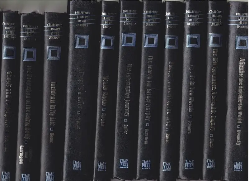 Collector's Library Of The Unknown: 12 Volumes 1