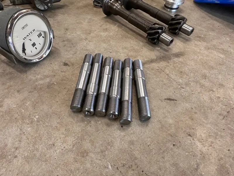 Cooper S Arp Main Cap Studs 1
