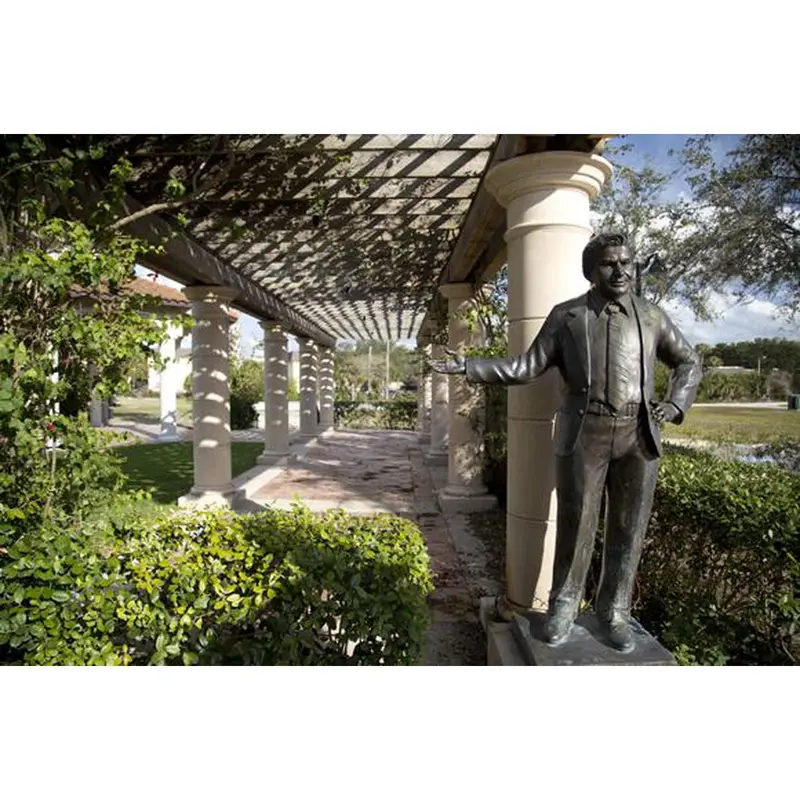 Custom Statue Of Florida Mayor Joe Affronti 1