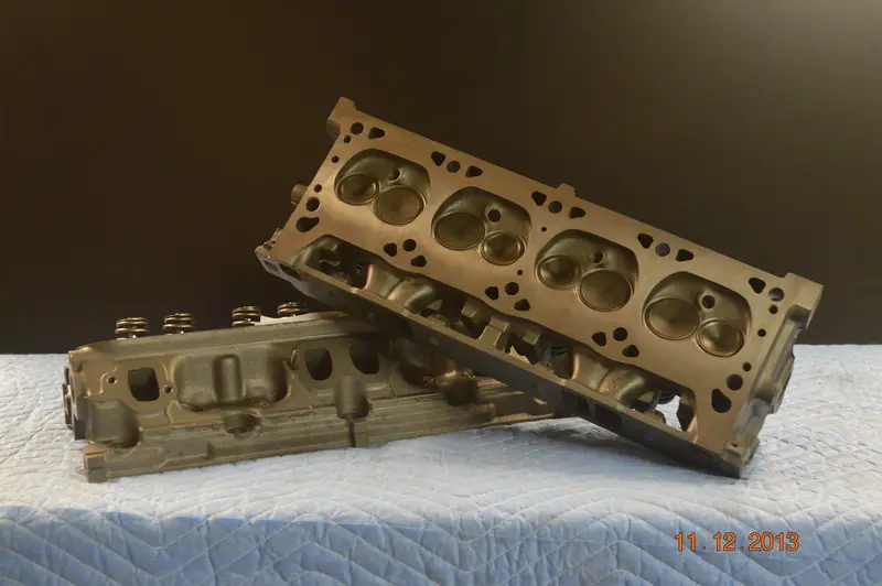 Dodge Chrysler Cylinder Head Pair 318/360 5.2/5.9L 466/671 Magnum, Year:93-03 1