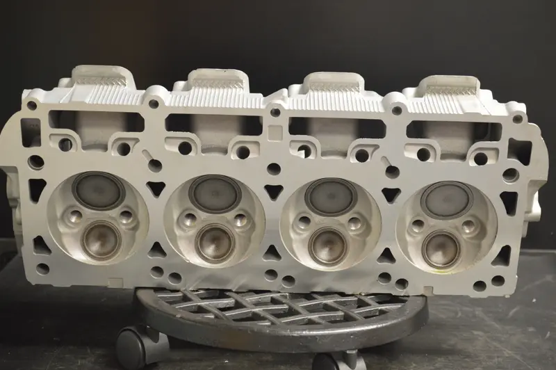 Dodge Chrysler Cylinder Head - Right 5.7L V8 Casting 616Aj/Ba Hemi W/Egr, Year:05-08 2