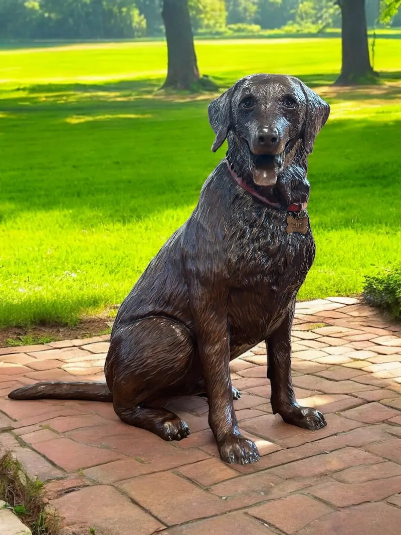 Dub Labrador Dog Statue 1