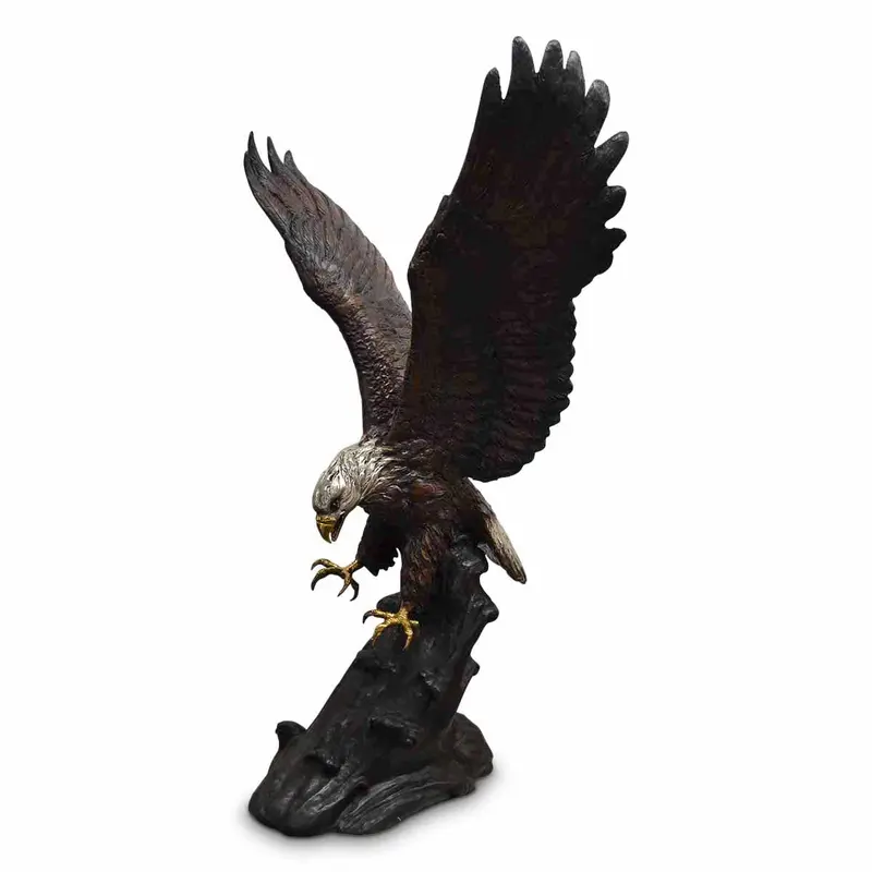 Eagle Statue Talons Out 1