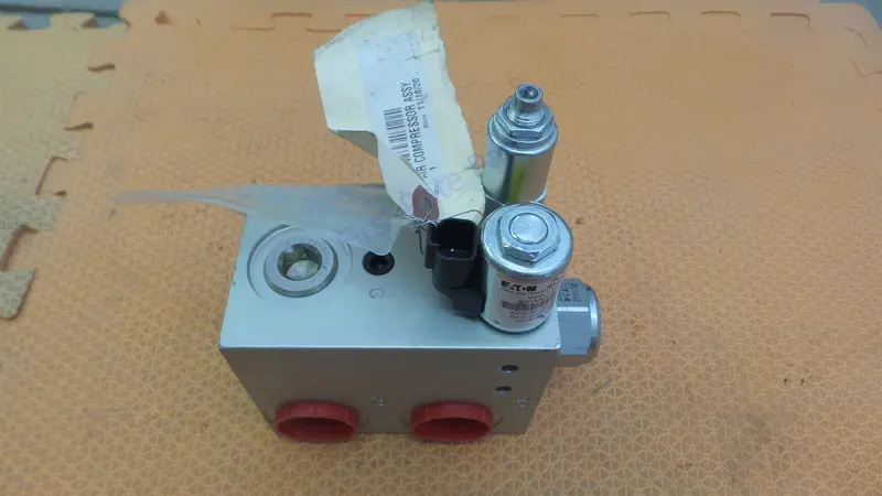 Fleet Equipment Fec Tire Truck 101712 Valve Air Compressor Fv-10180-V1 1