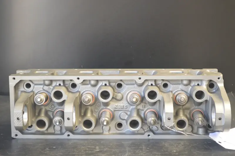 Ford Cylinder Head 2.3L 140Ci L4 8 Plug, Year:95-97 1