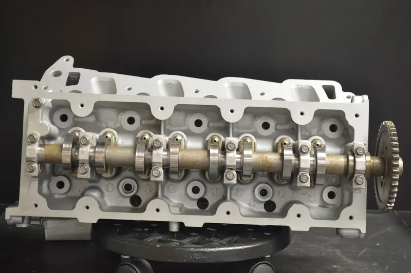 Ford Cylinder Head 330Ci - V8 - Sohc Right 1