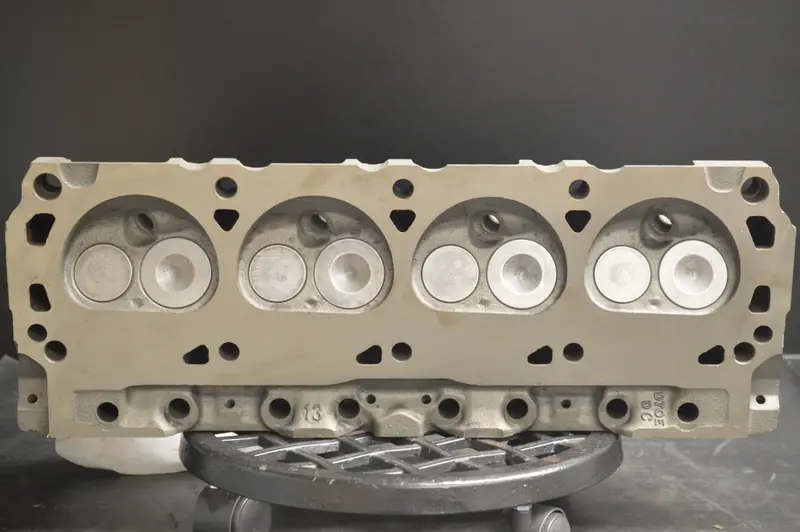 Ford Cylinder Head 5.8L 351Ci V8 Windsor 5/16 Studs - D7/D8 - Right, Year:77-79 2