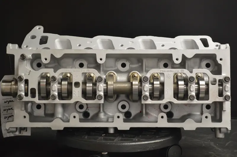 Ford Cylinder Head F150 Expedtion Crown Vic 4.6/5.4L 281/330Ci - V8 Sohc Left, Year:01-02 1