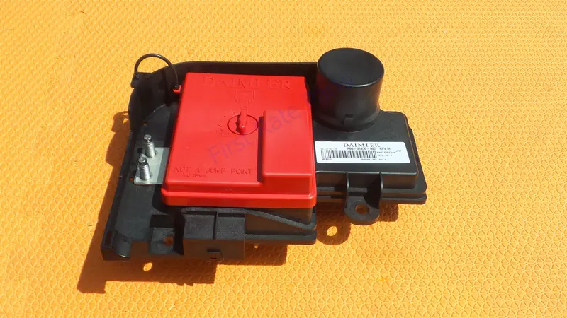 Freightliner A66-01830-002 Cab Control Module A66-01830-000 Cascadia 1