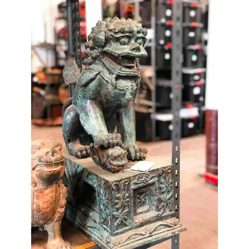 Guardian Lion Foo Dog Statue 1