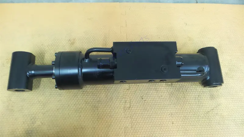 Jlg 1001228008 Hydraulic Slave Cylinder Level 600A 600Aj Boom Lift 600 1