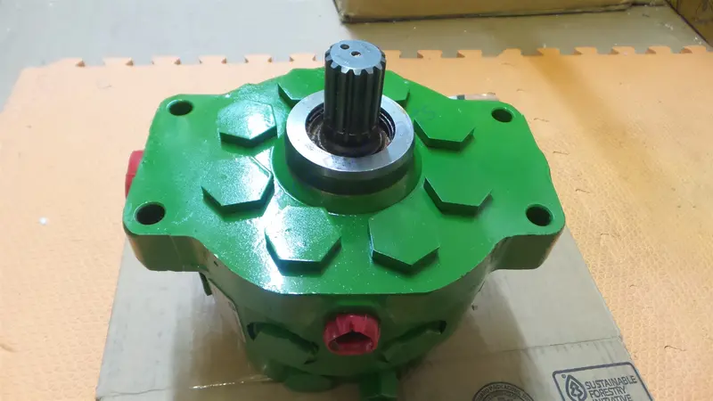 John Deere Ar101807 Hydraulic Pump Tractor 3010 3020 4000 4020 7020 1