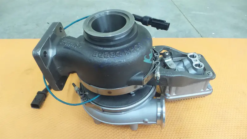 John Deere Dz103297 Turbocharger Tractor Turbo Re548369 Dz100188 6190R 1