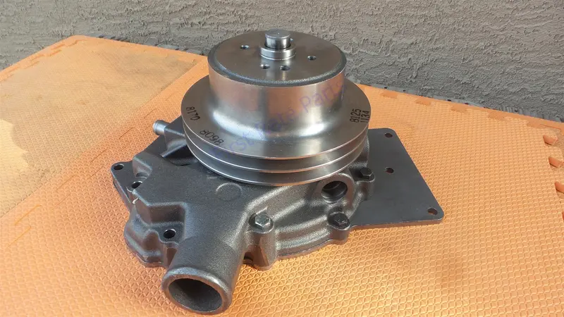 John Deere Re25347 Water Pump 450G 455G 550G 555G 650G Dozer R90784 1