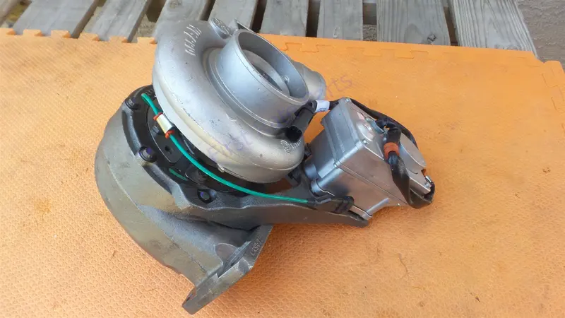 John Deere Se501682 Turbocharger Tractor Turbo Dz108124 Re535702 8230 1