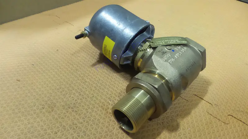 Johnson Controls Vg7251pt+3003D Globe Valve Actuator Vg7251pt3003d 2
