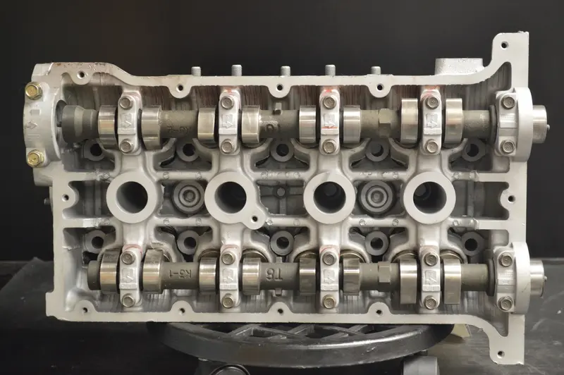 Kia Sephia 1.8L 1839Cc L4 16V Dohc K247 Cylinder Head, Year:98-01 1