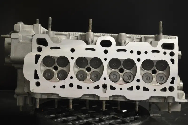 Kia Sephia Cylinder Head 1.6L 1597Cc L4 16V Dohc, Year:94-95 2
