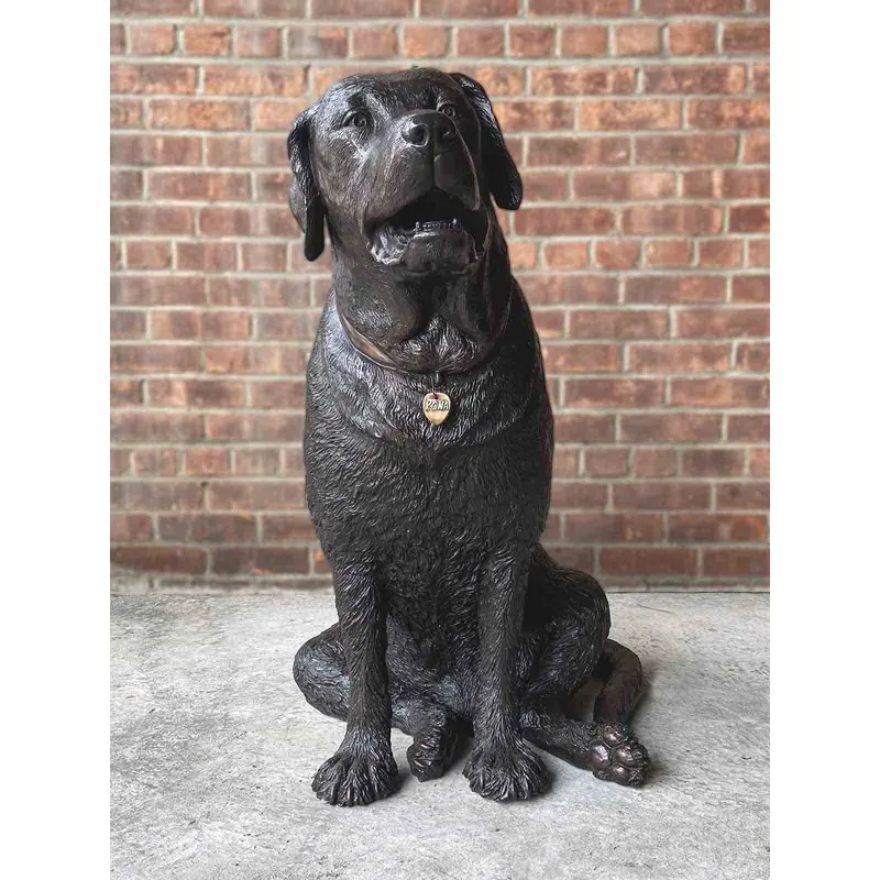 Kona Bronze Labrador Statue 1
