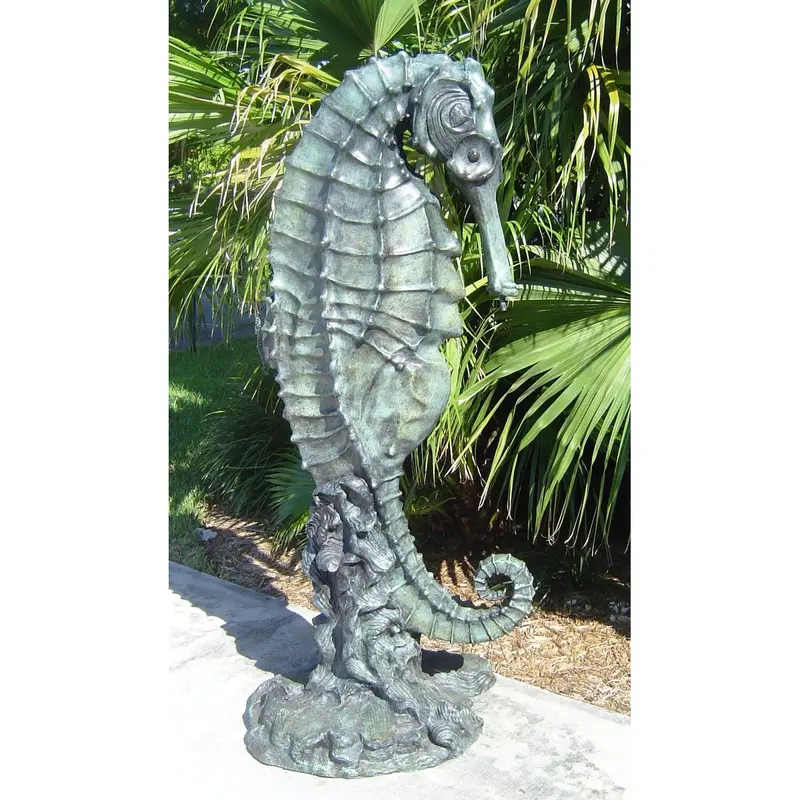 Large Seahorse Sculpture 1