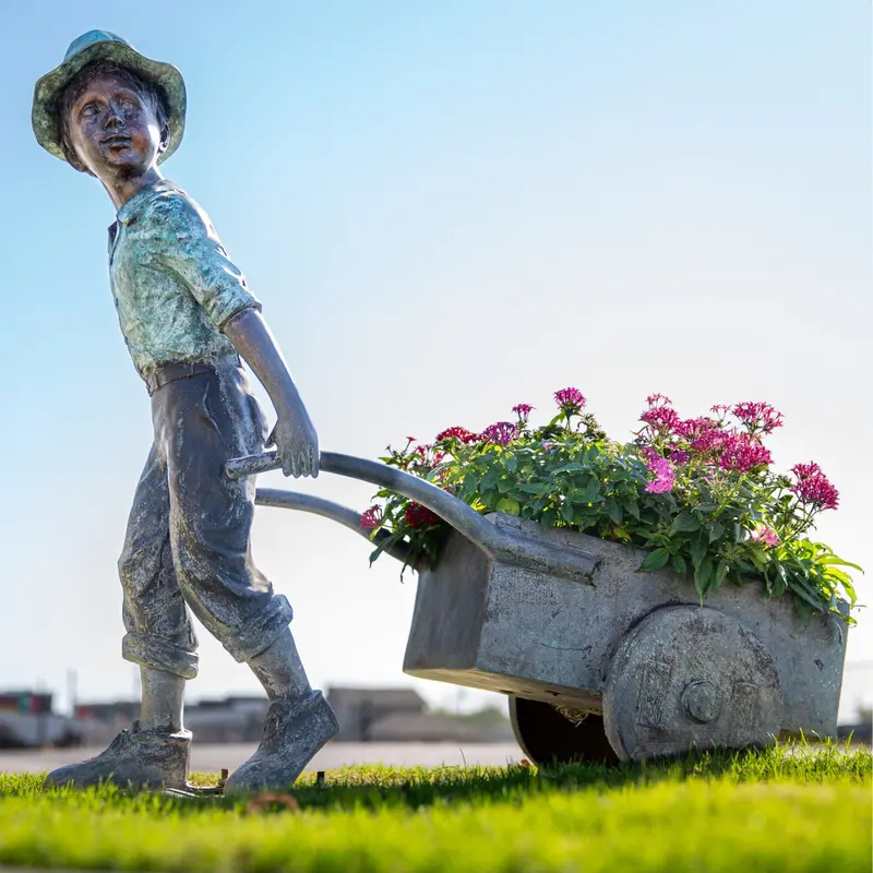Little Gardener Bronze Statue 1
