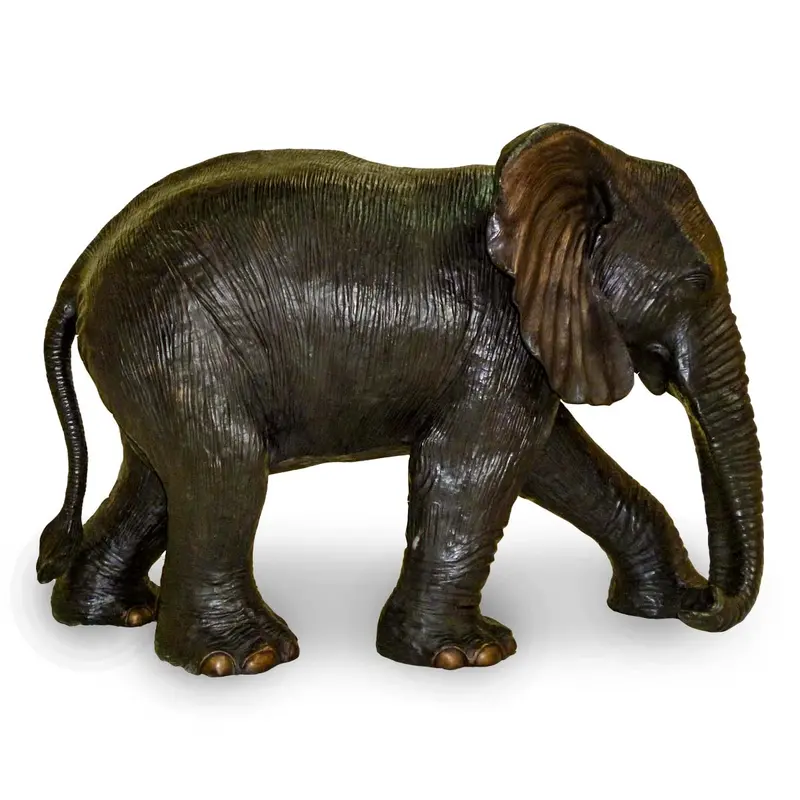 Long Trunk Elephant 1