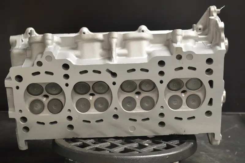 Mazda Cylinder Head 2.0L 1991Cc L4 Dohc With Dist - Fs2, Year:93-97 1