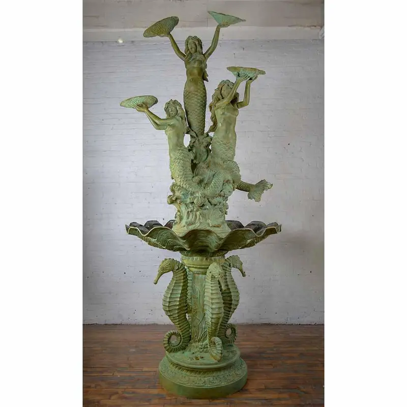 Mermaids & Seahorses Fountain 1