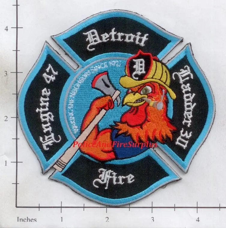 Michigan - Detroit Engine 47 Ladder 30 Fire Dept Patch 1