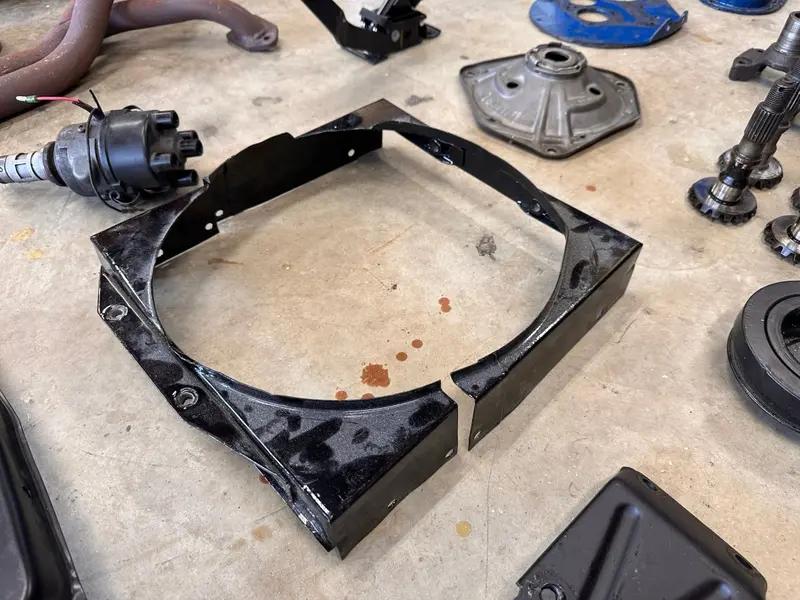 Mk1 Dual Piece Radiator Shroud - Powdercoated 1