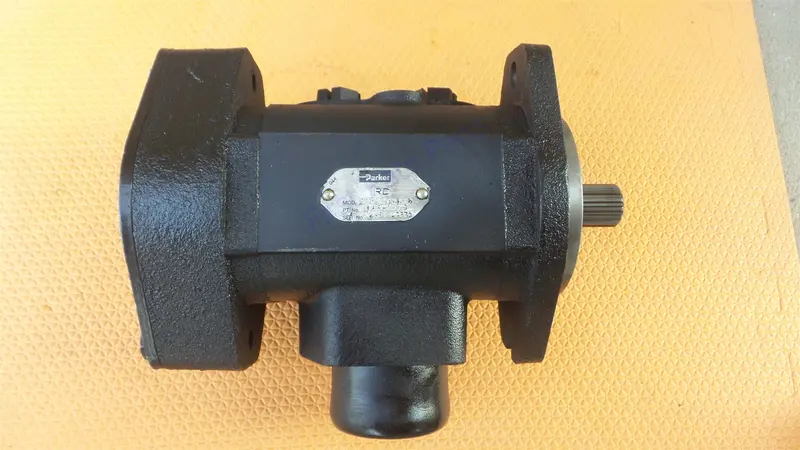 New Holland 84347575 Hydraulic Pump For Tractor T8.275 T8.300 T8.320 1