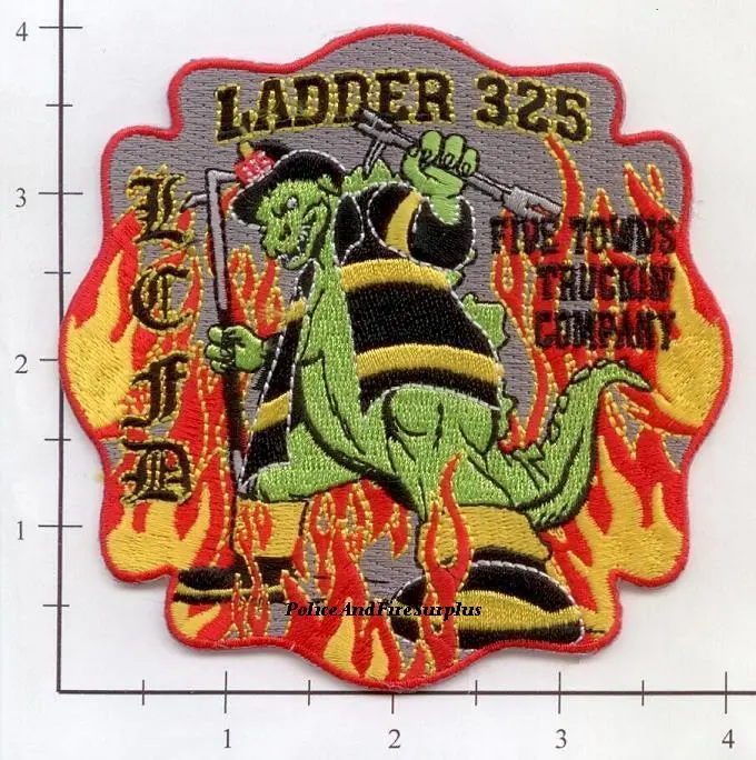 New York - Lawrence Cedarhurst Ladder 325 Fire Dept Patch 1