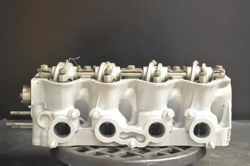 Nissan Cylinder Head 1.6L 1597Cc - L4 - E16i , 33M Year:85-88 2