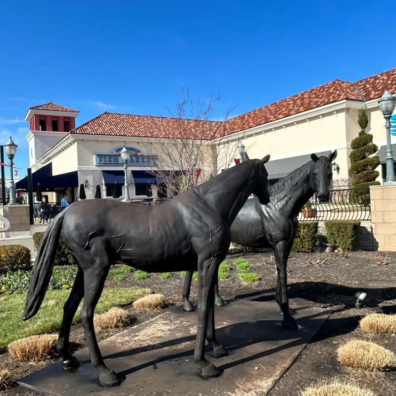 Pair Of Thoroughbred Statues 1