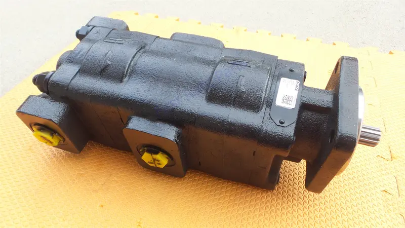 Parker 324-9122-030 Hydraulic Gear Pump 3249122030 Pgp330l242jfab20-25 1