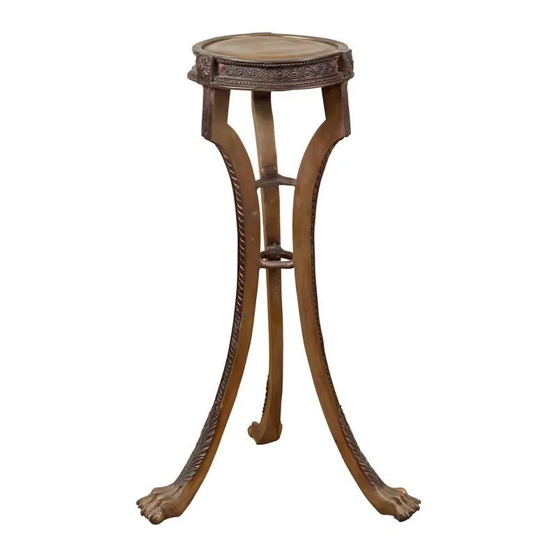 Pedestal With Paw Feet Base 1