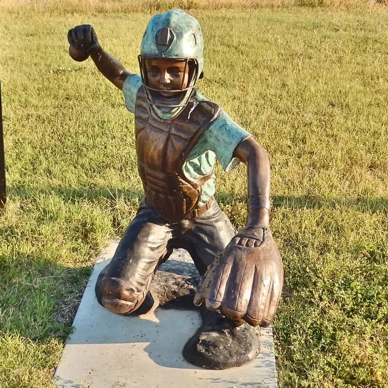 Pickoff Throw Baseball Statue 1